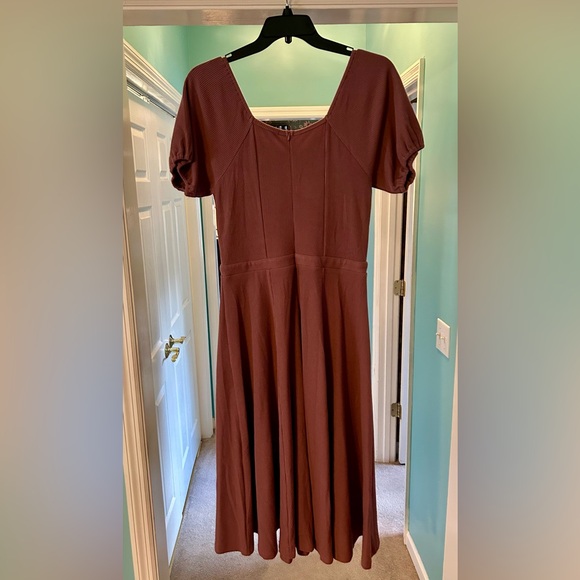 Ivy City Co Mauve Stella Dress Size Large New With Tag - Picture 2 of 6